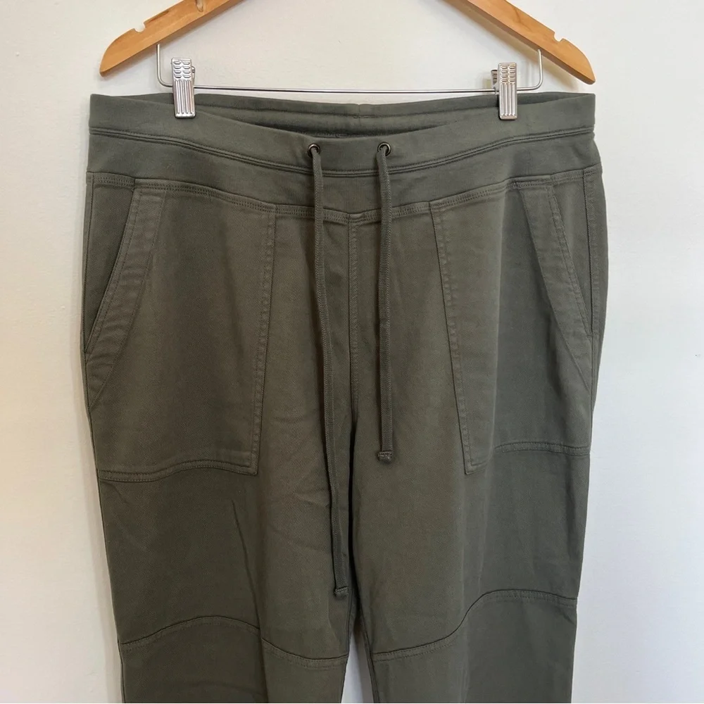 Standard James Perse Straight Leg Army Green Cargo Pants Size 4 XL